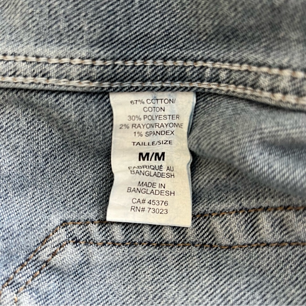 Le Chateau Light Blue Denim Jacket - Picture 5 of 7